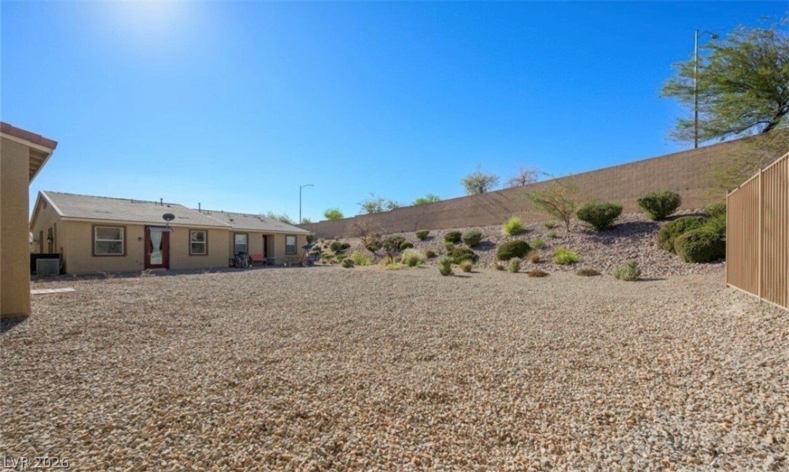 2675 Chinaberry Hill Street Laughlin NV 89029