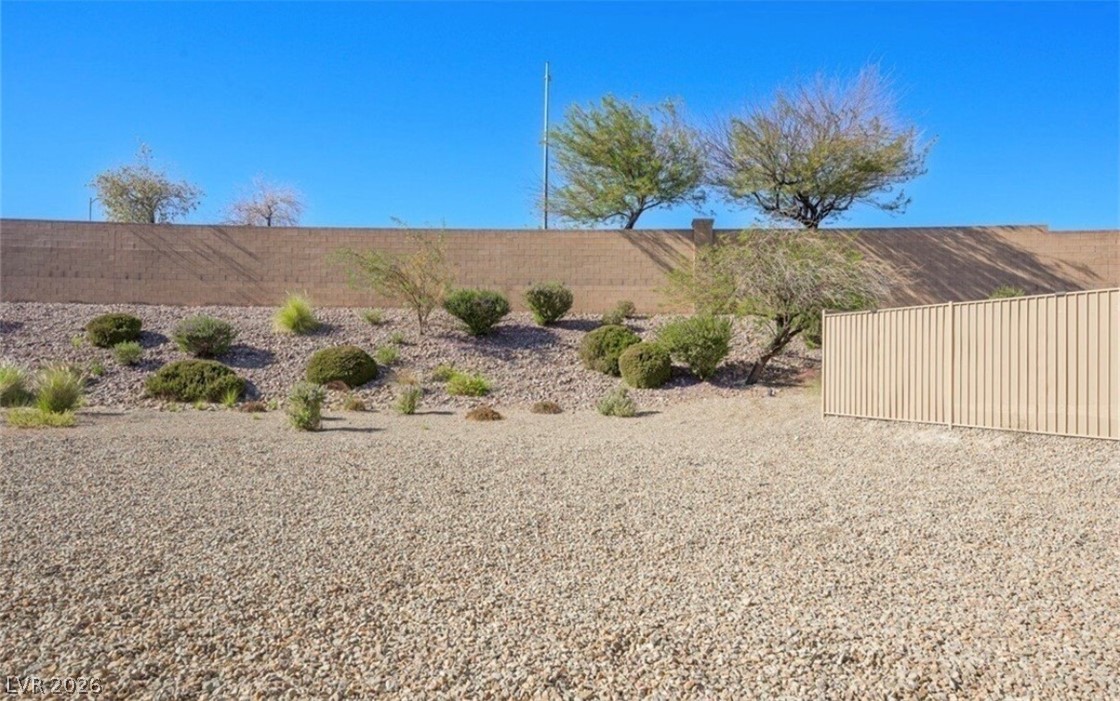 2675 Chinaberry Hill Street Laughlin NV 89029