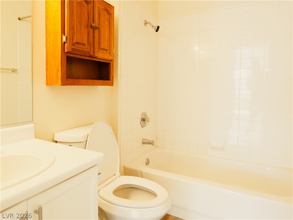 8464 Vast Horizon Avenue Las Vegas NV 89129