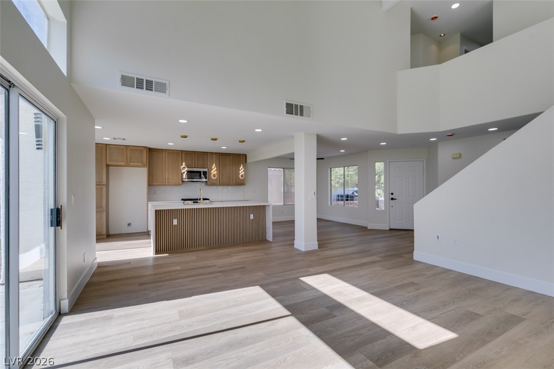 7708 License Street Las Vegas NV 89131