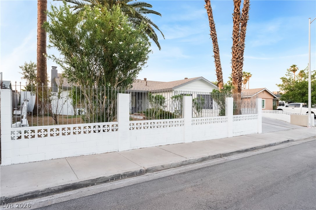2550 Vegas Valley Drive Las Vegas NV 89121