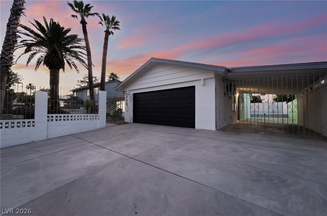 2550 Vegas Valley Drive Las Vegas NV 89121