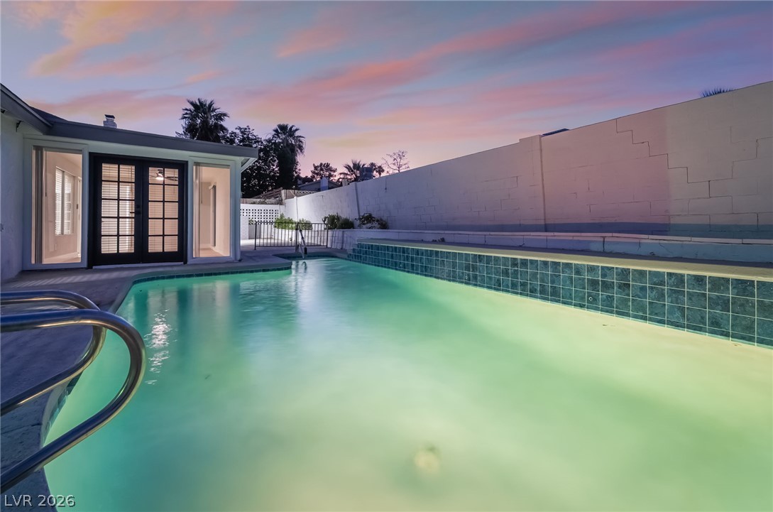 2550 Vegas Valley Drive Las Vegas NV 89121