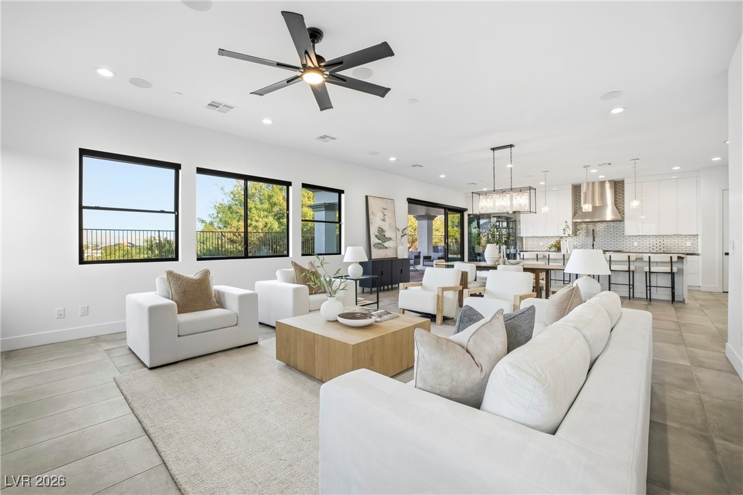 10 Camino La Venta Court Henderson NV 89011