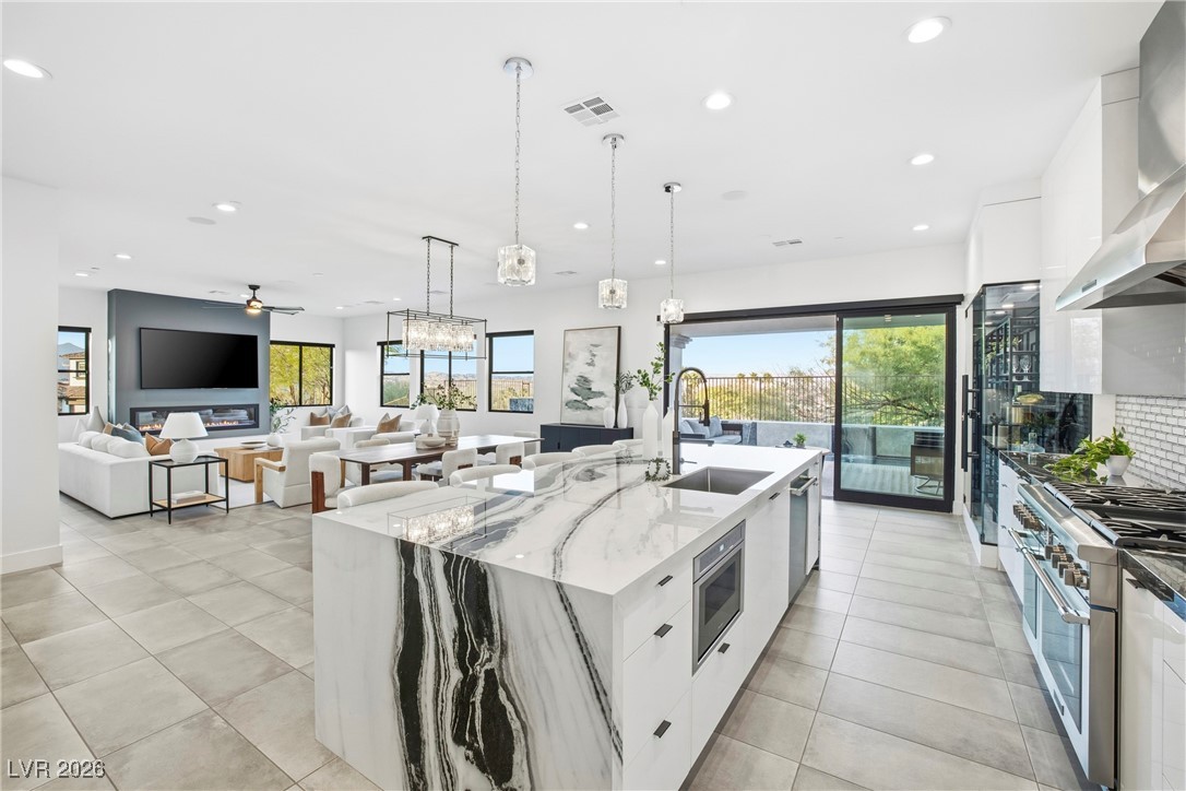 10 Camino La Venta Court Henderson NV 89011