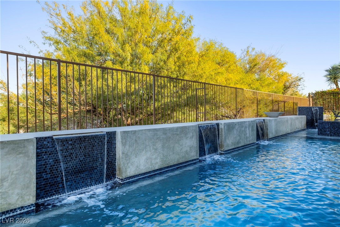 10 Camino La Venta Court Henderson NV 89011