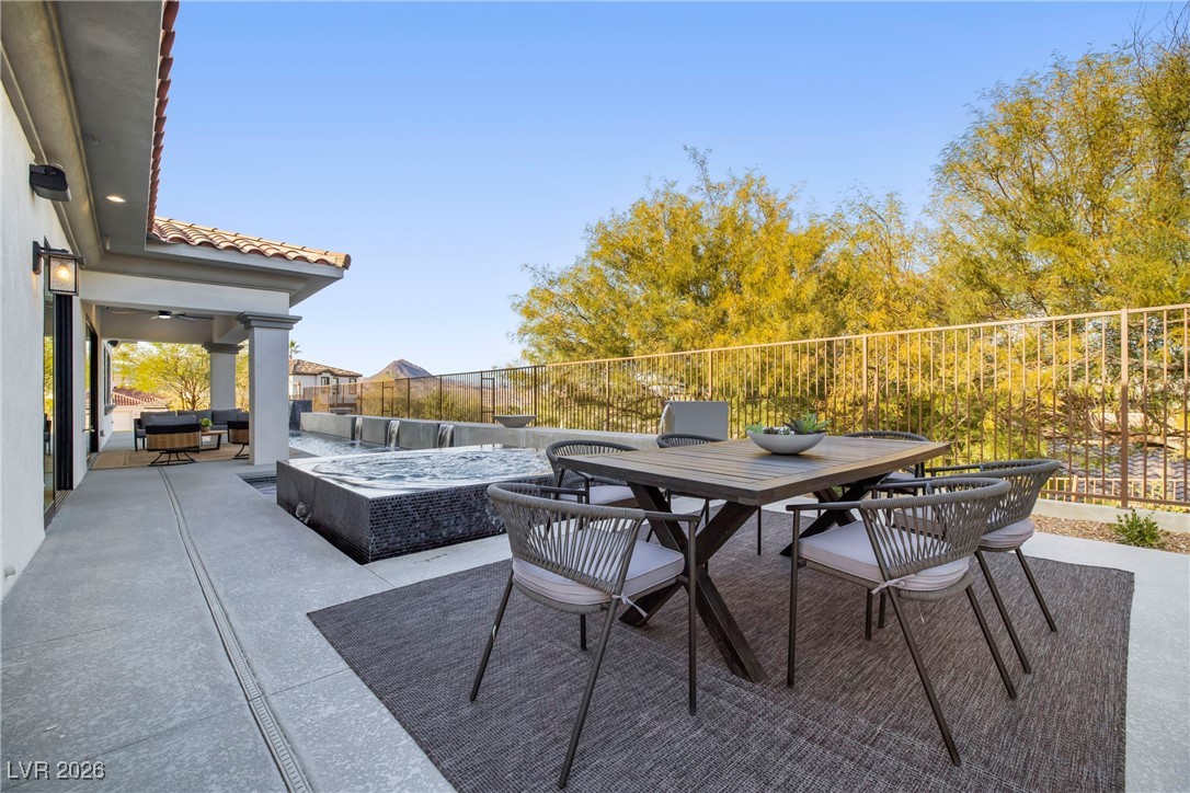10 Camino La Venta Court Henderson NV 89011