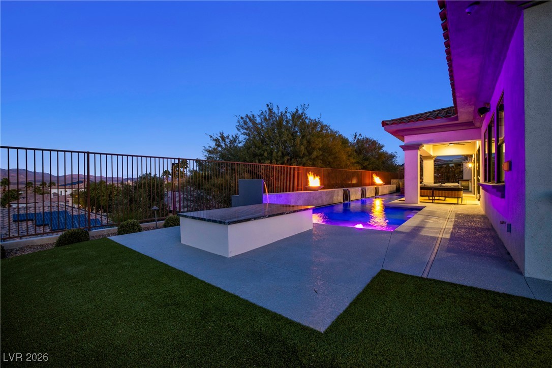 10 Camino La Venta Court Henderson NV 89011