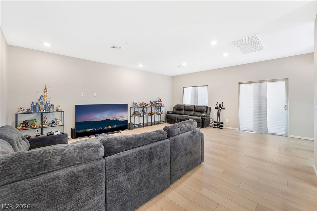 10201 Beckenham Hills Street Las Vegas NV 89141