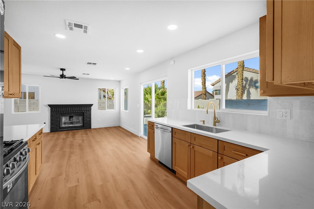 342 Clayton Street Henderson NV 89074