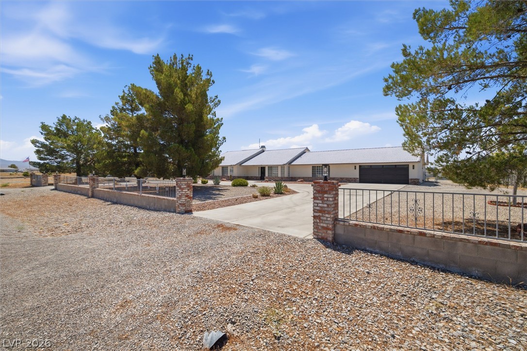 1801 Labrador Street Pahrump NV 89048