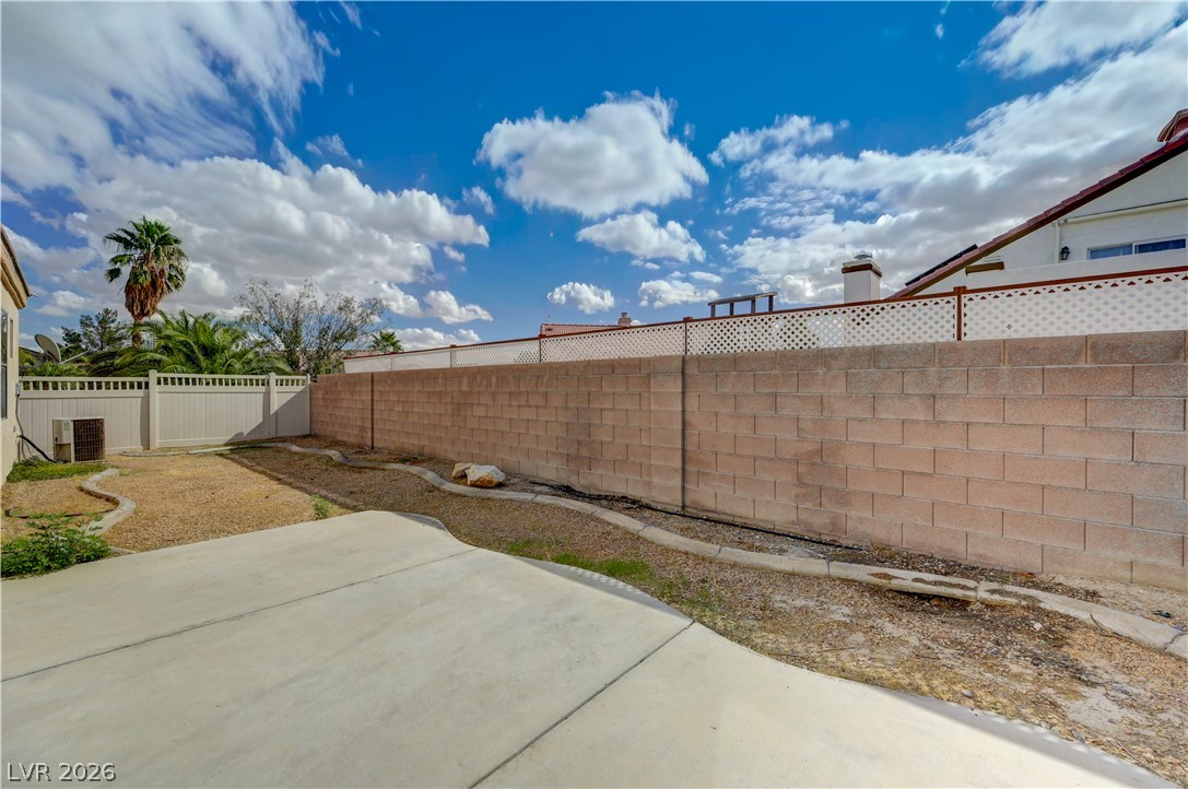 529 Coastal Dreams Avenue North Las Vegas NV 89031