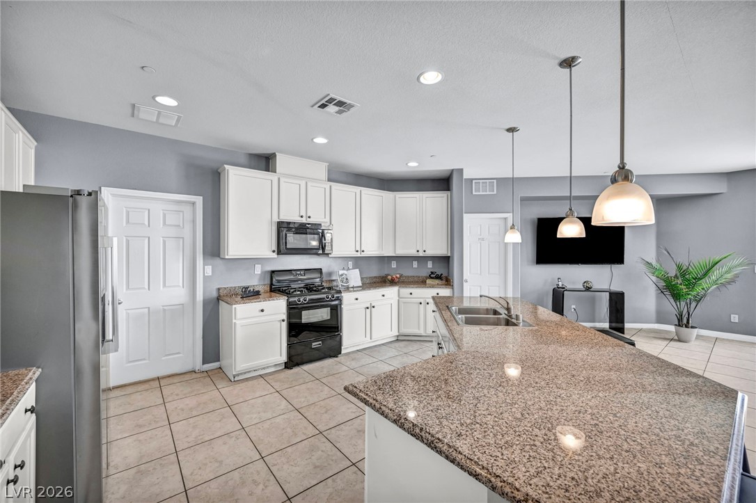 193 Tuscan Shadow Street Henderson NV 89012