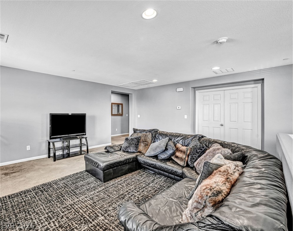 193 Tuscan Shadow Street Henderson NV 89012