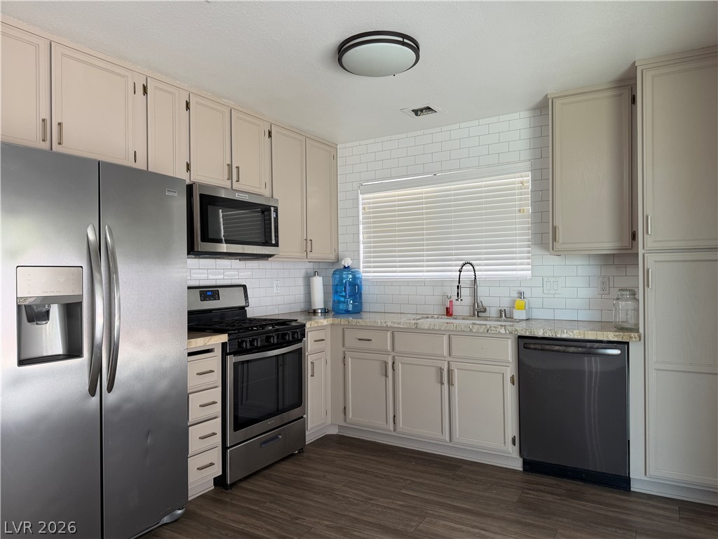 642 Freeburg Place Las Vegas NV 89123
