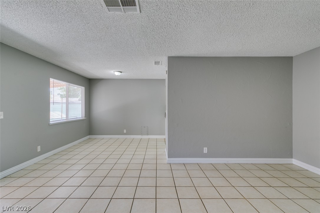 4732 Chantilly Avenue Las Vegas NV 89110