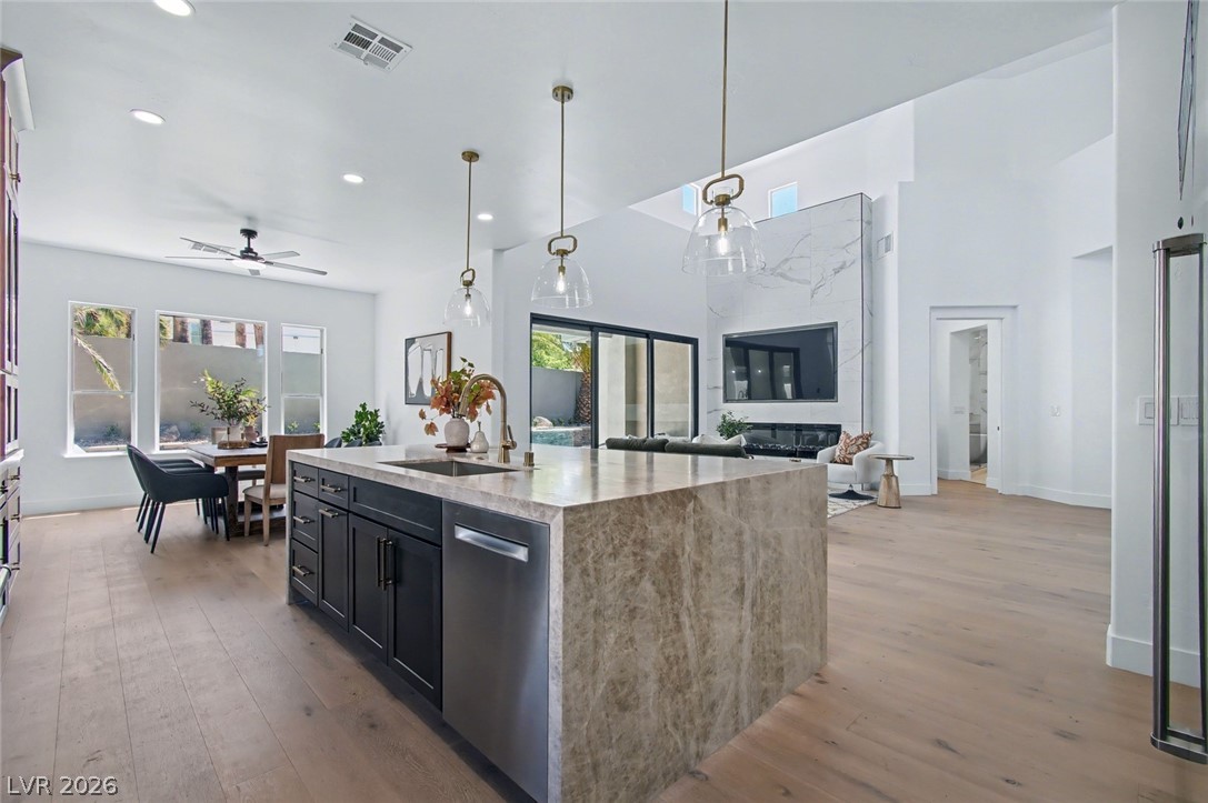420 Pinnacle Heights Lane Las Vegas NV 89144