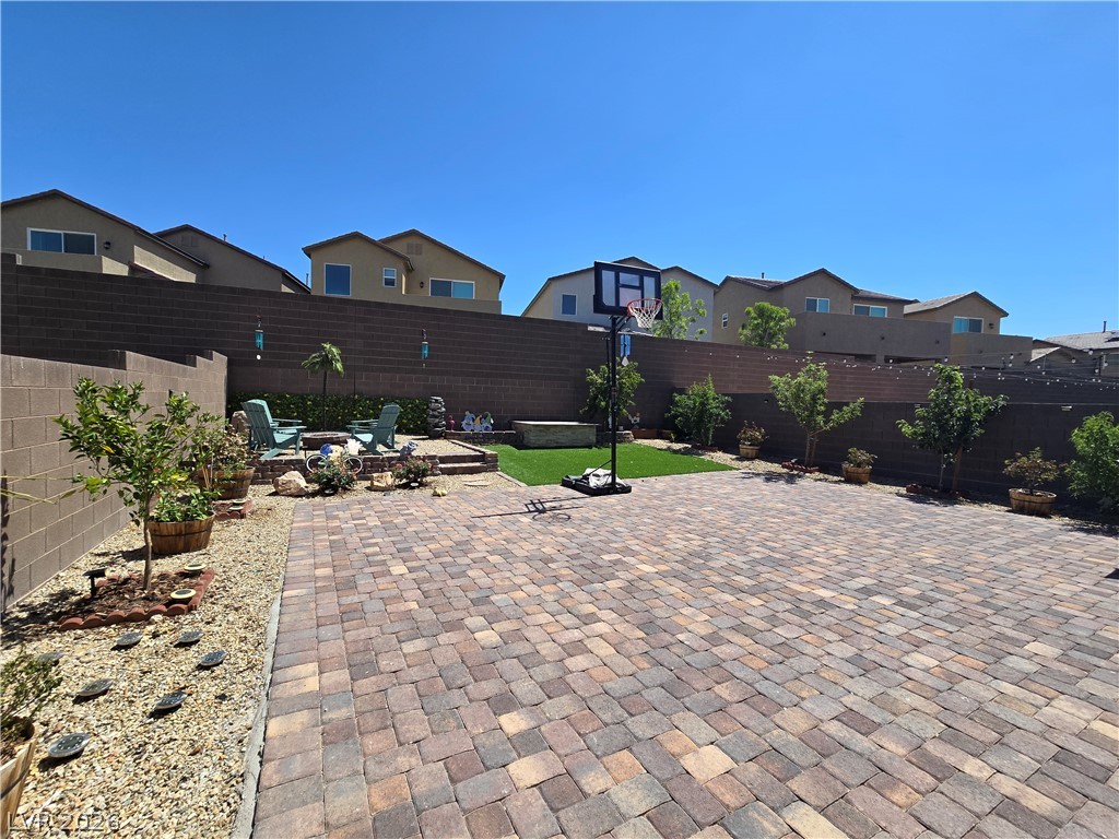 6829 Chargehand Avenue Las Vegas NV 89156