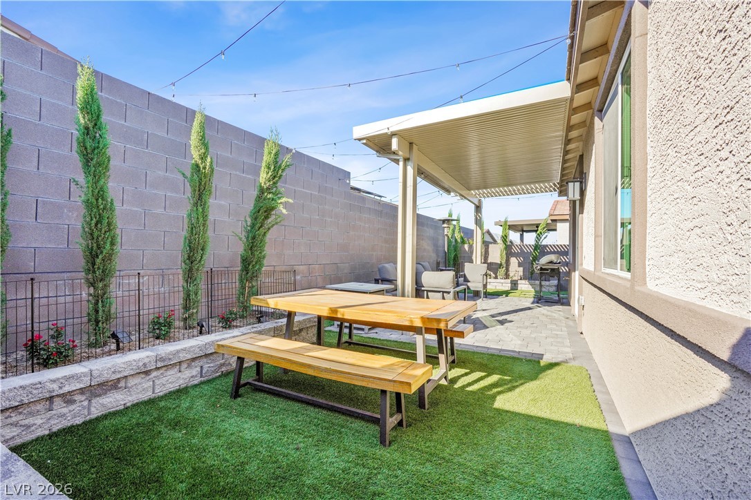 9398 Noble Fir Ridge Avenue Las Vegas NV 89143