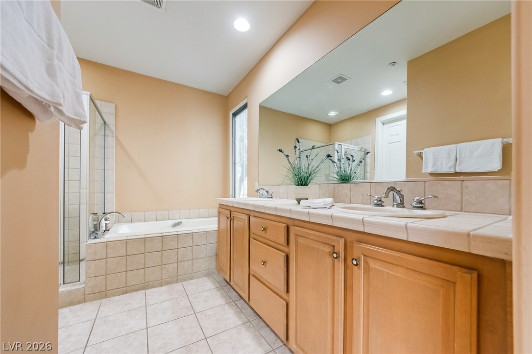 10 Strada Principale Henderson NV 89011