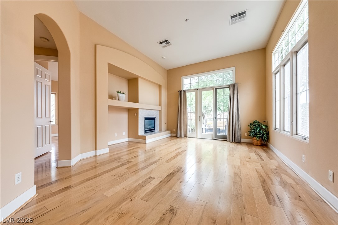10 Strada Principale Henderson NV 89011