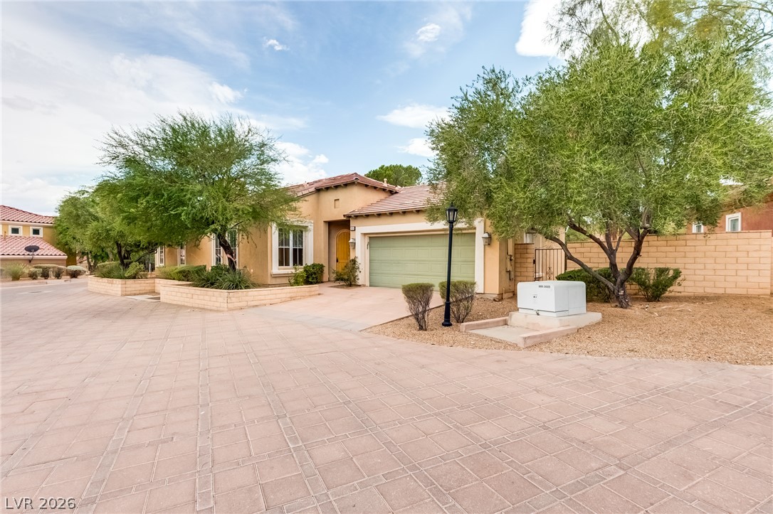 10 Strada Principale Henderson NV 89011
