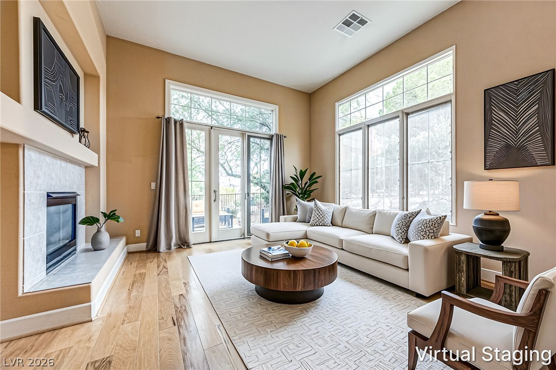 10 Strada Principale Henderson NV 89011