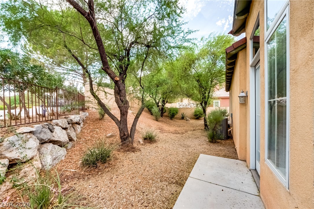 10 Strada Principale Henderson NV 89011