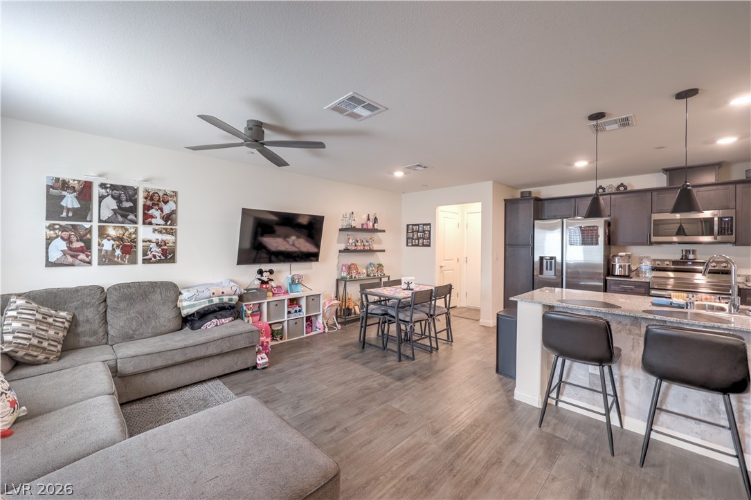 6816 Citron Mist Court North Las Vegas NV 89086