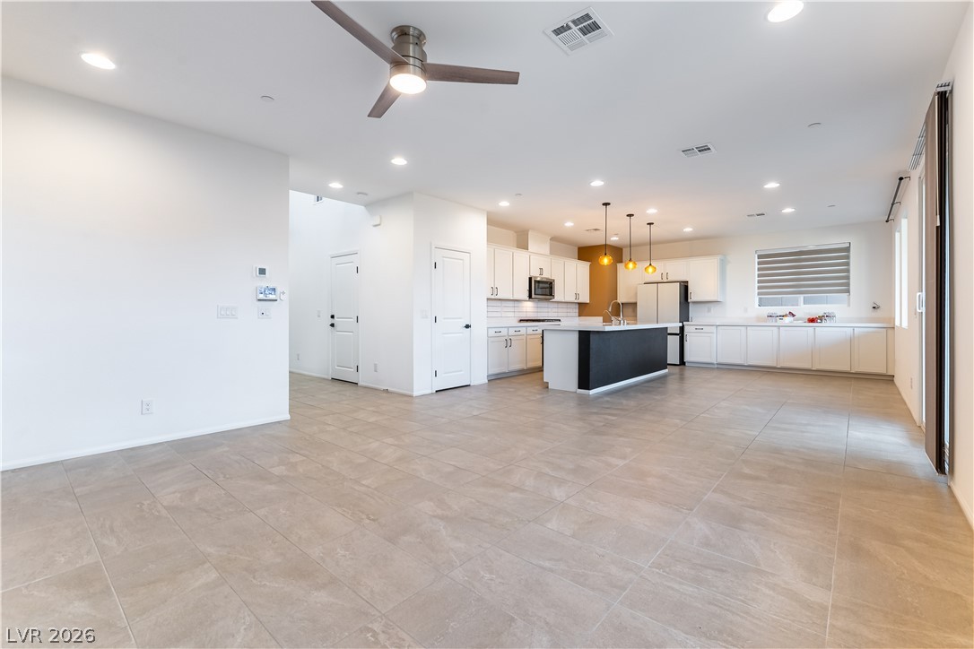 10364 Thurso Avenue Las Vegas NV 89166