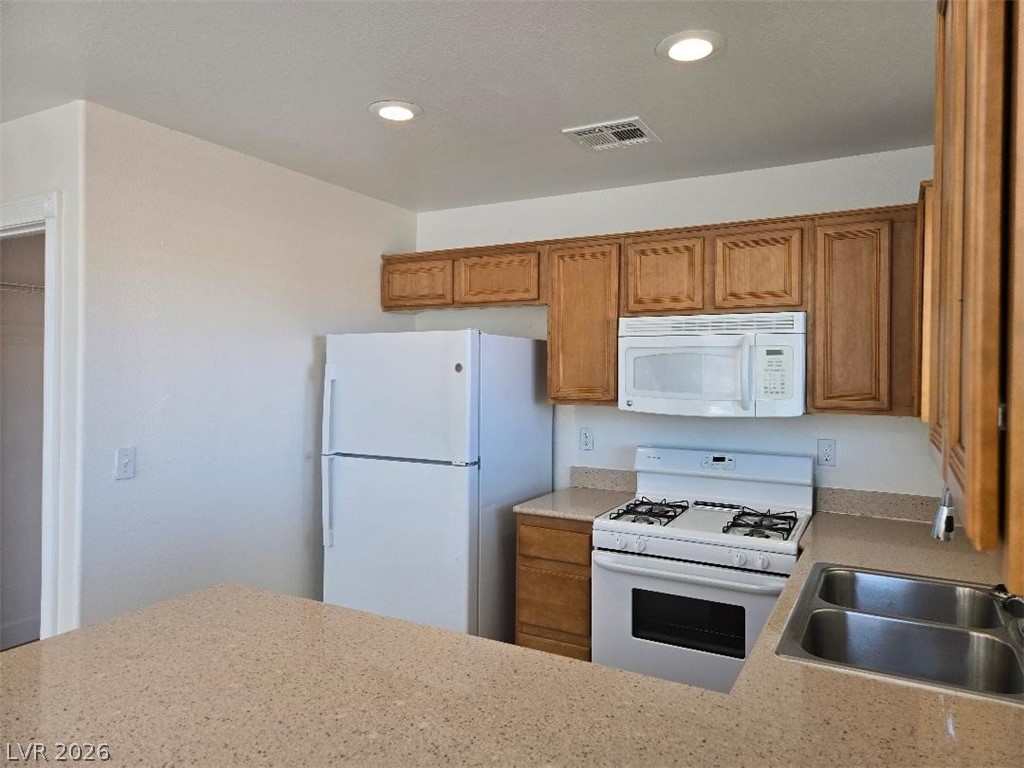 8032 Dardanelle Valley Street Las Vegas NV 89139