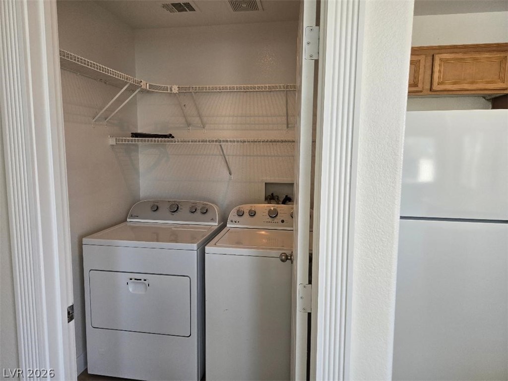 8032 Dardanelle Valley Street Las Vegas NV 89139