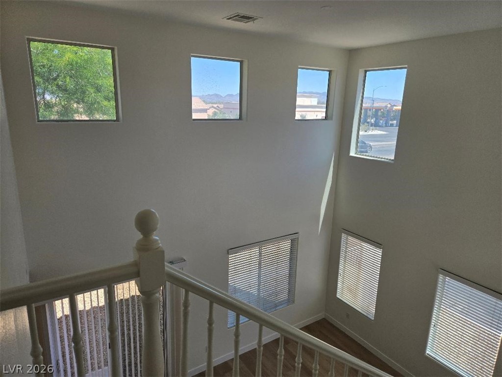 8032 Dardanelle Valley Street Las Vegas NV 89139