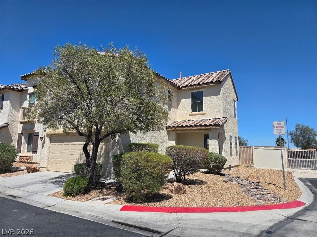 8032 Dardanelle Valley Street Las Vegas NV 89139