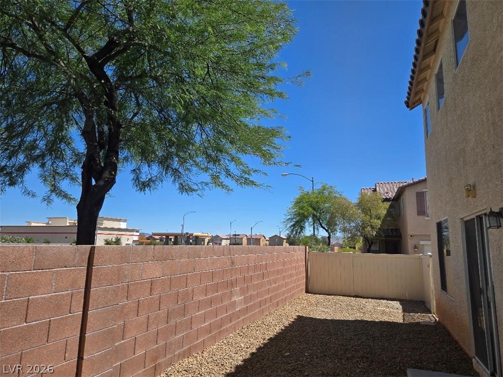 8032 Dardanelle Valley Street Las Vegas NV 89139