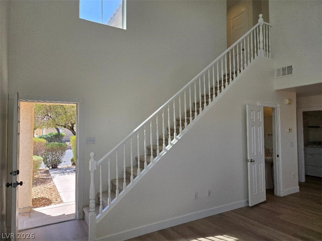 8032 Dardanelle Valley Street Las Vegas NV 89139