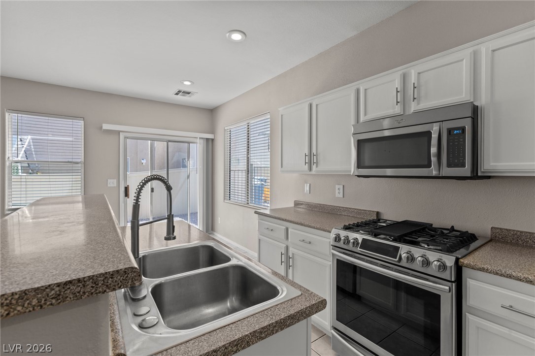 5923 West Santoli Avenue Las Vegas NV 89139