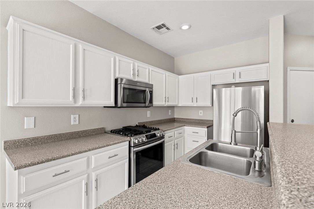 5923 West Santoli Avenue Las Vegas NV 89139