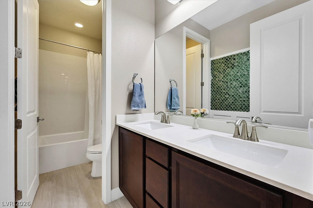 3857 Montone Avenue Las Vegas NV 89141