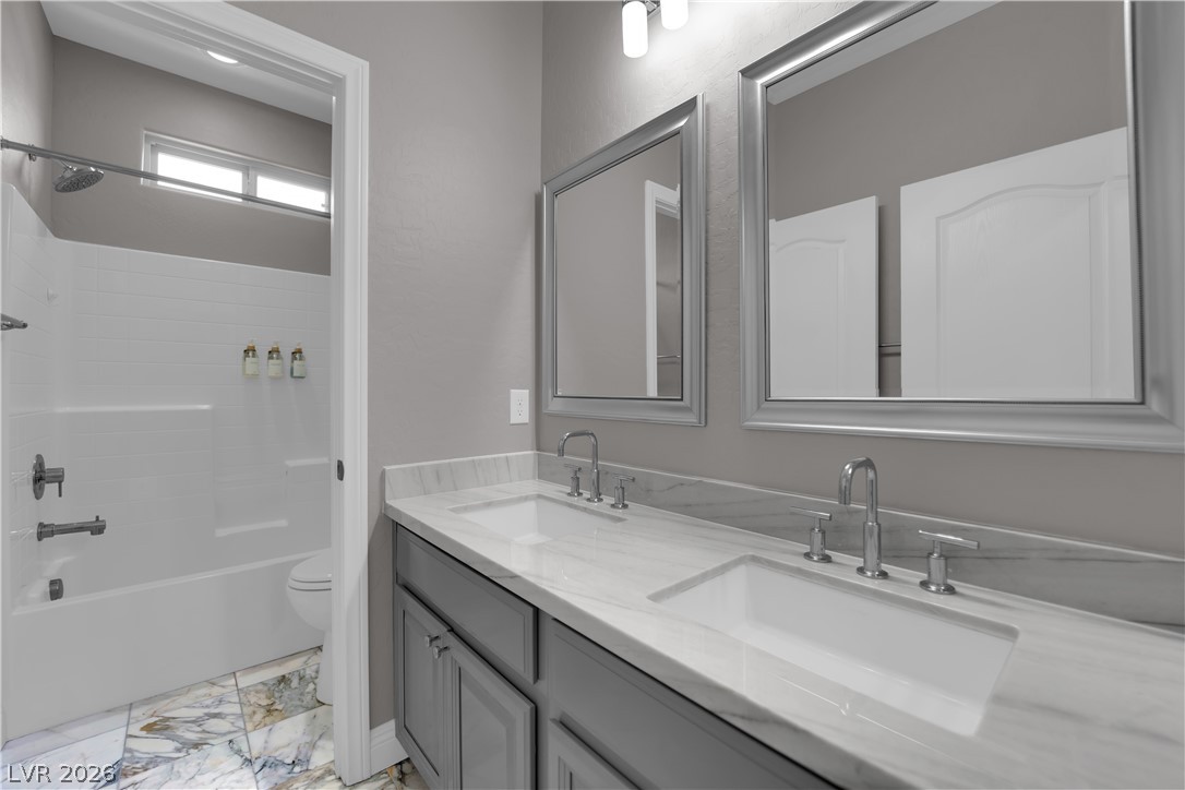 5401 Alden Glen Drive Las Vegas NV 89135