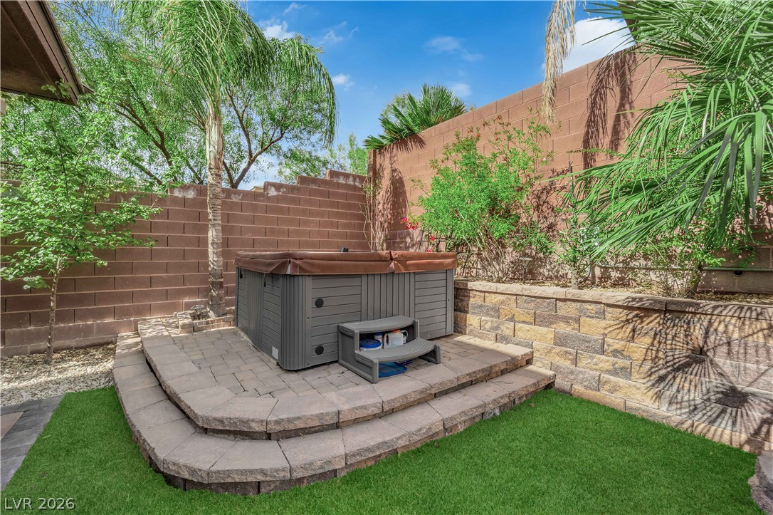5401 Alden Glen Drive Las Vegas NV 89135