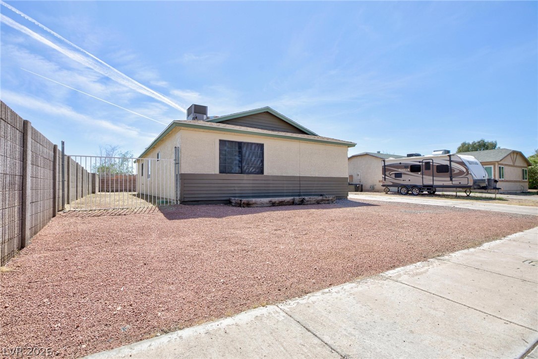 6509 Ouida Way Las Vegas NV 89108