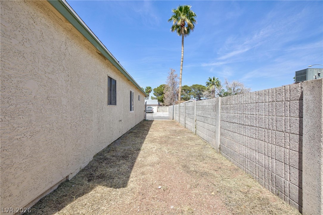 6509 Ouida Way Las Vegas NV 89108