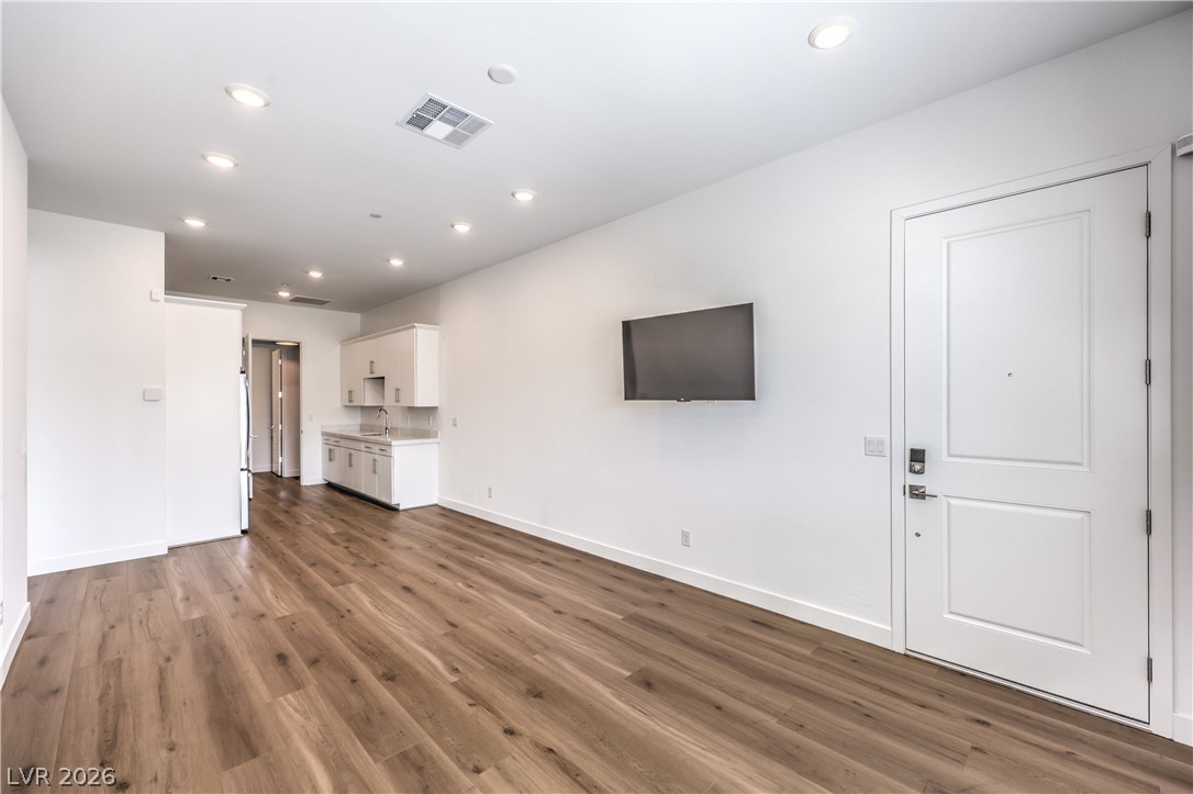 5242 Fisher Falls Court Las Vegas NV 89149