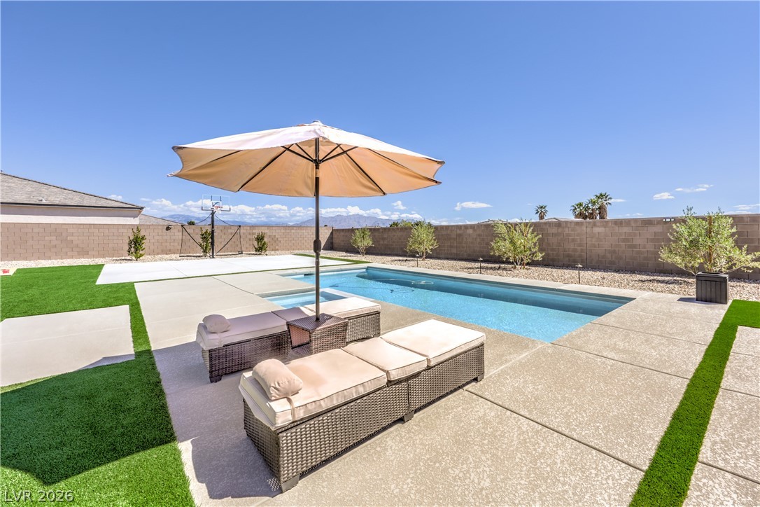 5242 Fisher Falls Court Las Vegas NV 89149