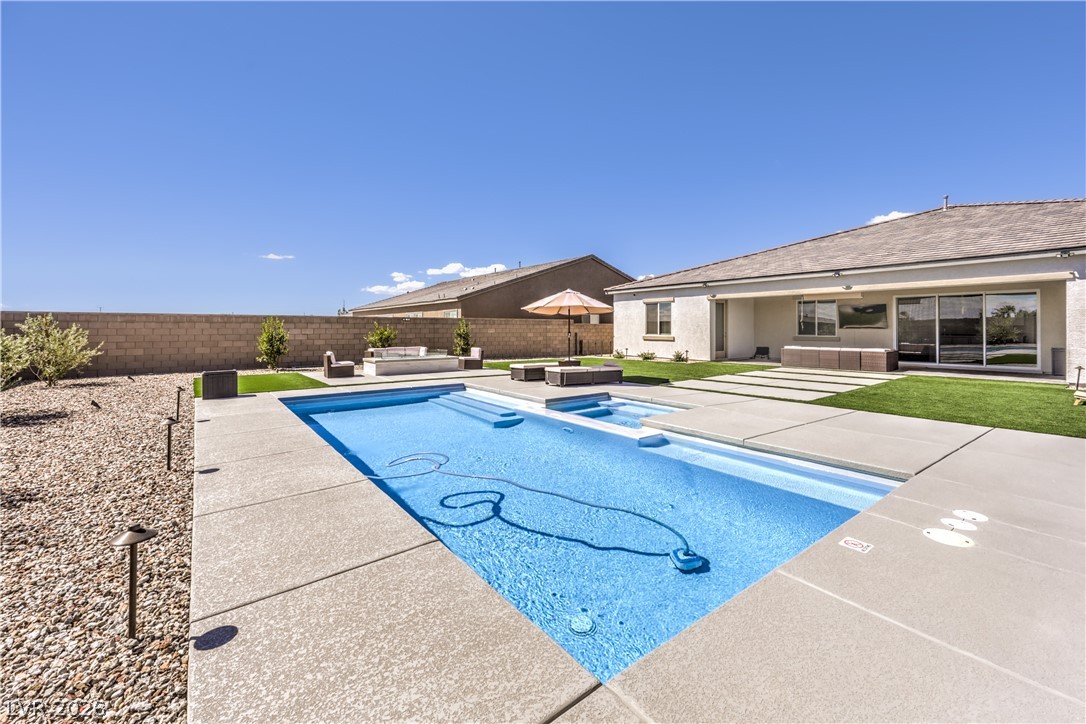 5242 Fisher Falls Court Las Vegas NV 89149
