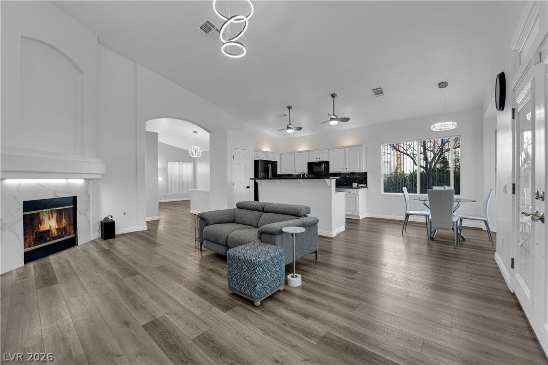 2528 Huber Heights Drive Las Vegas NV 89128
