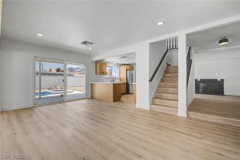 3305 Irv Marcus Drive Las Vegas NV 89108