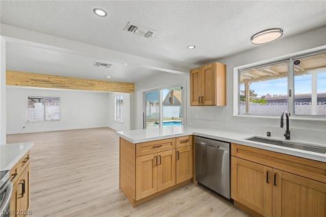3305 Irv Marcus Drive Las Vegas NV 89108