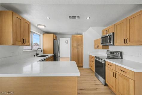 3305 Irv Marcus Drive Las Vegas NV 89108